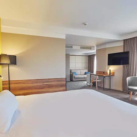 L'elysée Val D'europe Hotel Serris