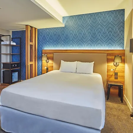 ホテル L'elysee Val D'europe 4*