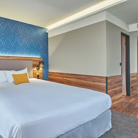 L'elysee Val D'europe 4*