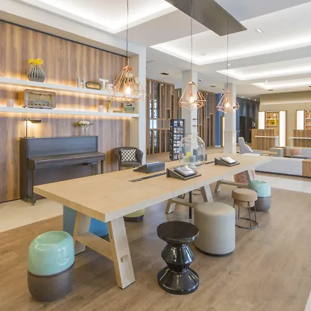 L'elysee Val D'europe 4* 세리스