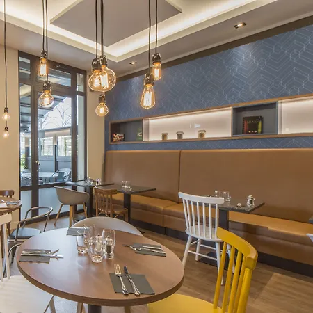 L'elysee Val D'europe 호텔 4*