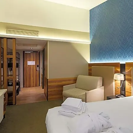 Hotel L'elysee Val D'europe