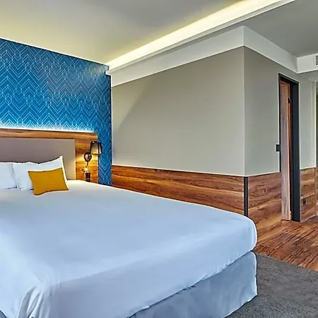 Hotel L'elysee Val D'europe 4*