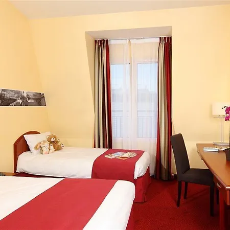 L'elysee Val D'europe Hotel