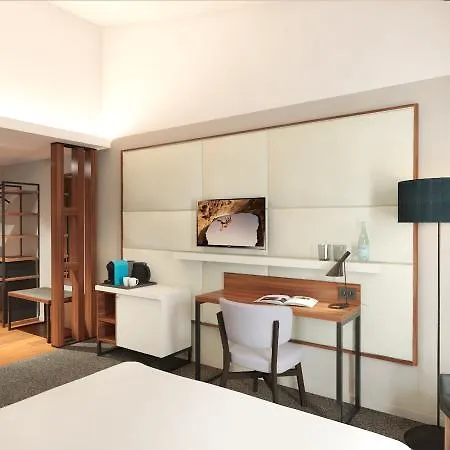 L'elysee Val D'europe 4*
