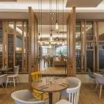 Hotell L'elysee Val D'europe