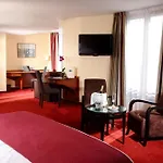 Hotell L'elysee Val D'europe