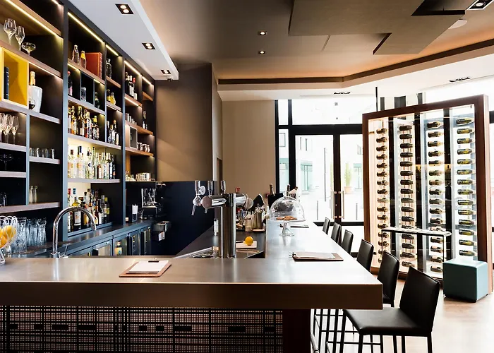 L'elysée Val D'europe 4* Serris