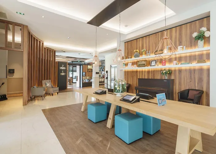 L'elysée Val D'europe 4*