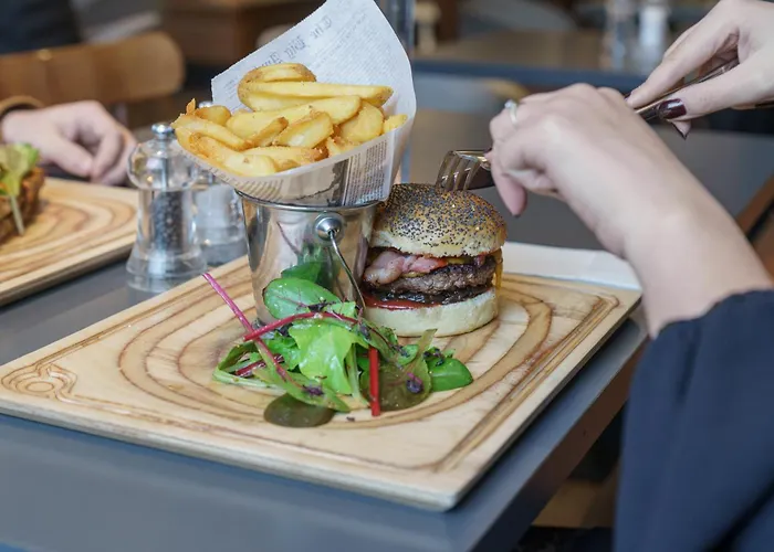 L'elysée Val D'europe 4*