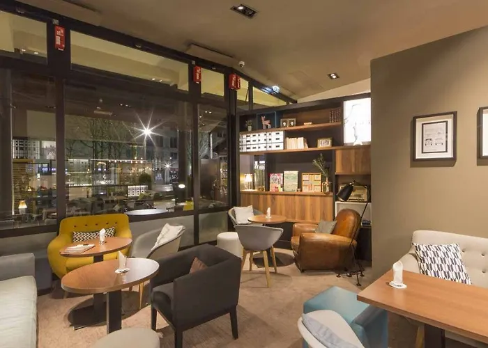 L'elysée Val D'europe Hotel